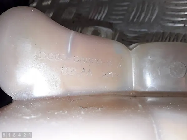 Réservoir de Refroidissement Ford Mondeo MK5 OEM DG93-8A080 image 5