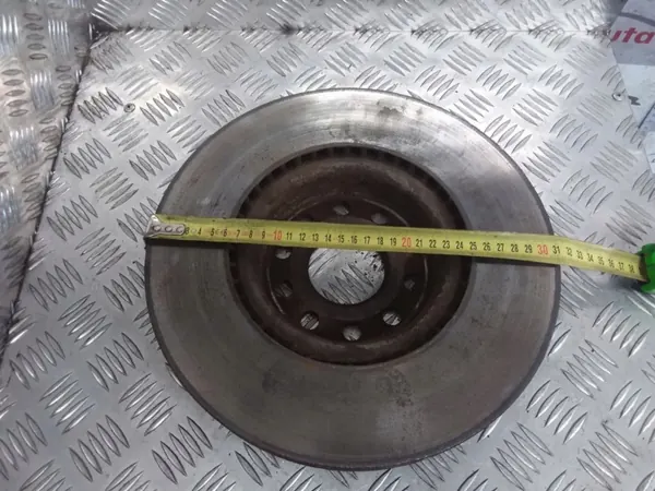 ARA14128 Vorderer Bremsscheibe für Audi Q3 8U - Gebraucht image 5