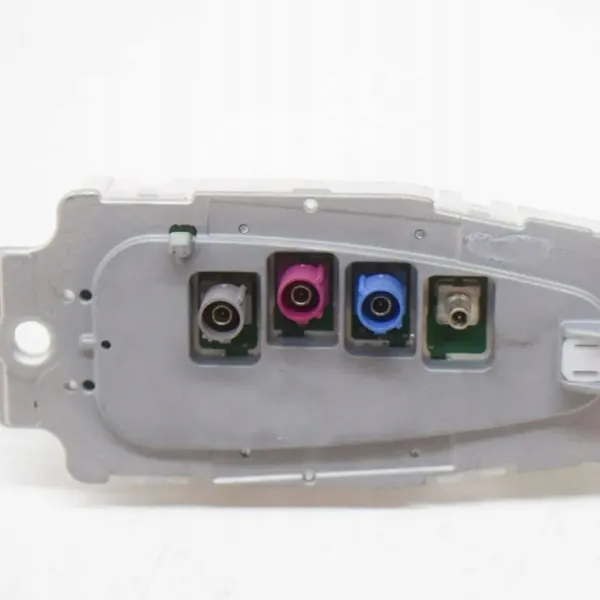 BMW 2 Coupé F22 F87 Antenn 2016 Begagnad image 5