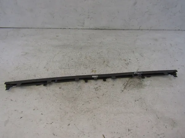 Audi Q3 II Etupuskuri Trim 83A807663A image 7