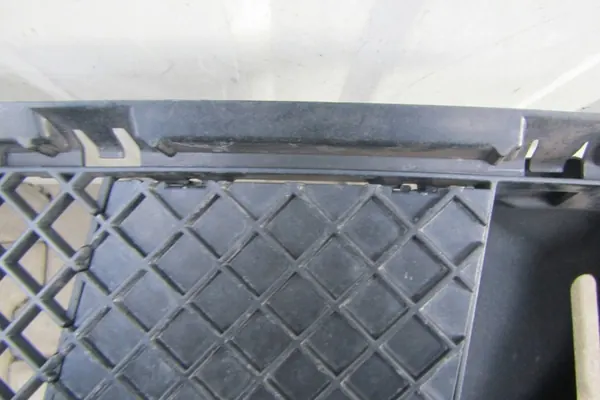 BMW OE 51117896586 griglia paraurti centrale image 4