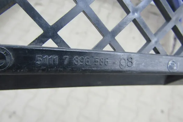BMW OE 51117896586 griglia paraurti centrale image 6