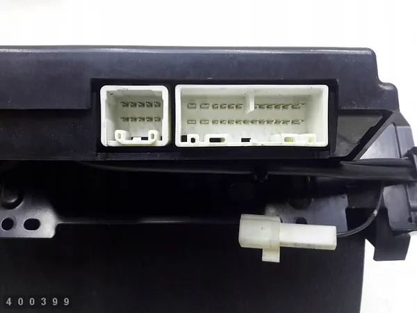 Écran d'affichage Toyota Avensis 2005 image 4