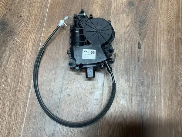 Strap de porte OEM CK52218A42AE gauche avant Range Rover image 2