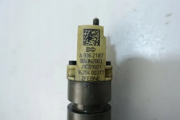 Injector Mercedes Atego OEM A9362187004 - Usado image 6