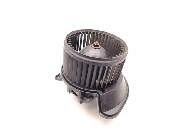 Vauxhall Corsa Lämmitin 1.4 2019 OEM 13335074 image 2