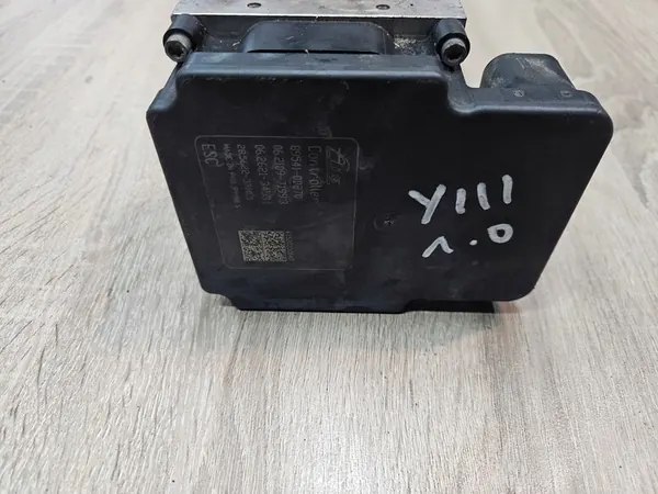 POMPE ABS TOYOTA YARIS III 12-19 image 3