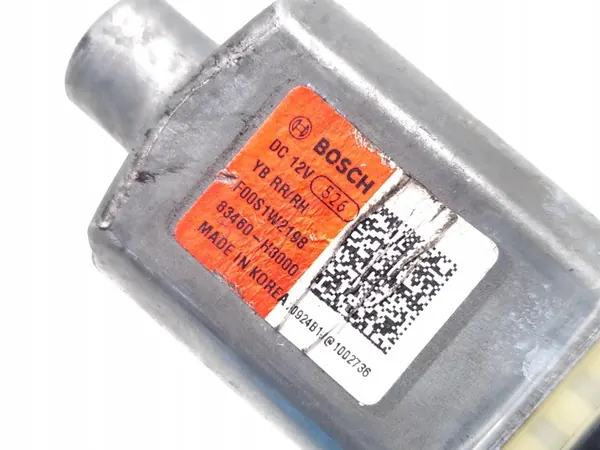 Kia Stonic takaikkunan nostin oikea OEM 83460-H8000 image 7