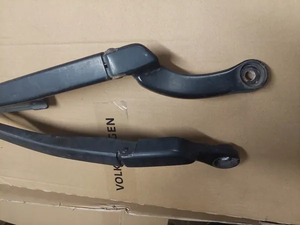 Audi A4 B6 B7 Ruitenwisserarmen Set OE image 3