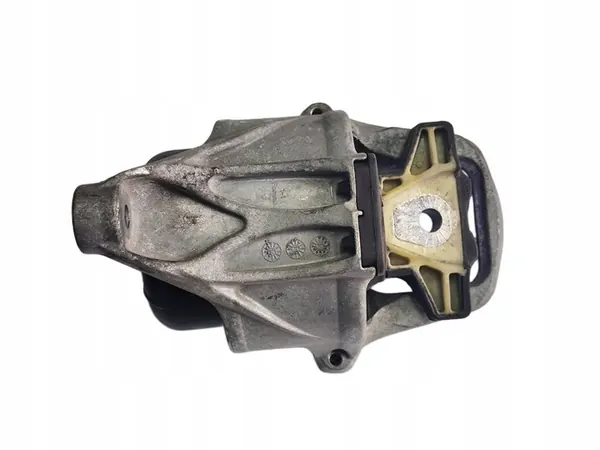 AUDI A4 B9 Motorsteun Rechts 8W0199372CA image 4