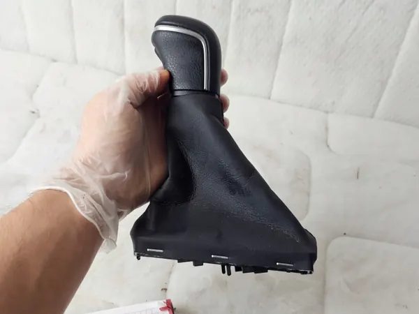 Toyota Corolla E21 Schaltknauf OEM - Gebraucht image 4