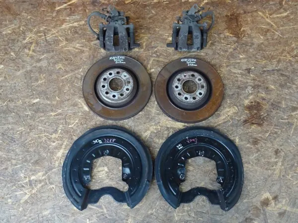Disques et étriers frein arrière OEM 1K0615611S/1K0615612S image 2