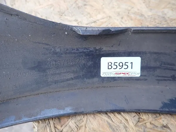 Spoiler del parachoques delantero OEM 30678626 Volvo V70 III image 9