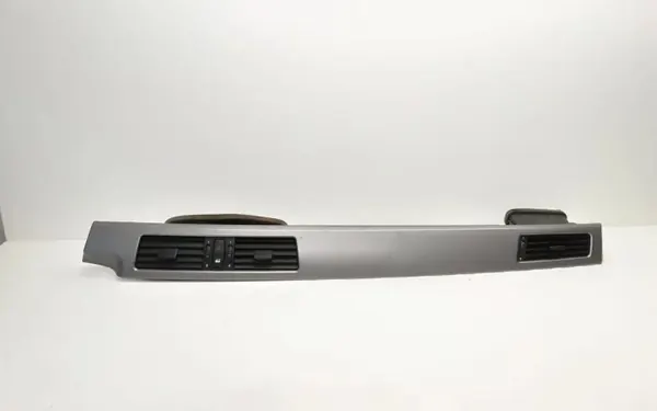 BMW 5 E60 Luchtinlaat OEM 7129233 - 3.0L Diesel image 2