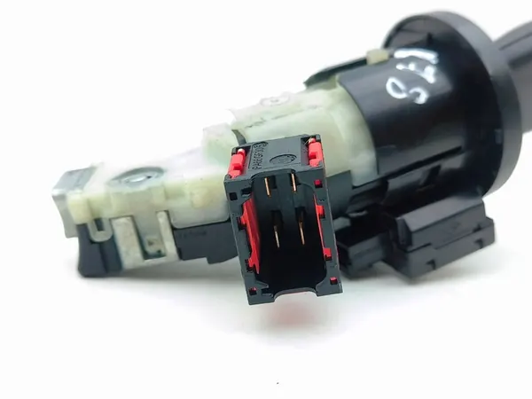 Opel Vivaro 2016 Sytytyskytkin OEM 487009186R image 6