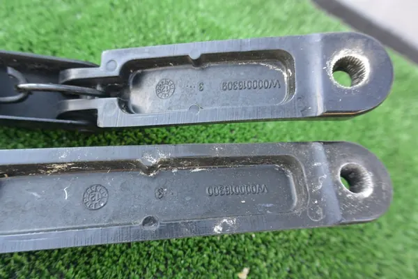 Wiper Mechanism Complete Volkswagen Passat B7 USA OEM image 8