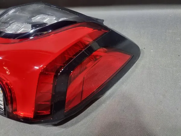 Lámpara Trasera Derecha Mitsubishi ASX II 19- OEM 8330B276 image 4