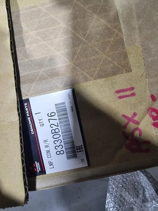 Lámpara Trasera Derecha Mitsubishi ASX II 19- OEM 8330B276 image 9