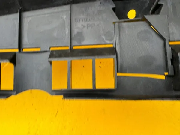 Subaru OE stötdämpare - Fram image 6