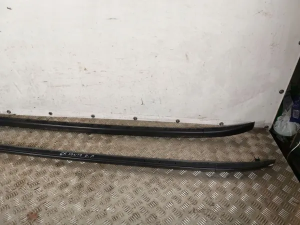 Hyundai Santa Fe dakdragers OEM 87287B8500 image 4