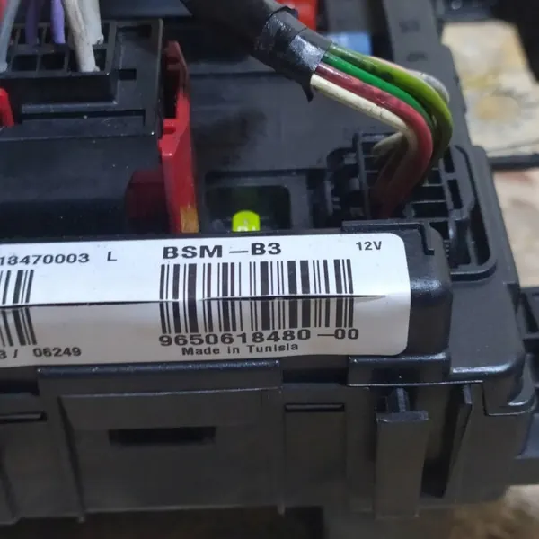 Module BSM OEM 9650618480 pour Citroen C5, Peugeot 307 image 9