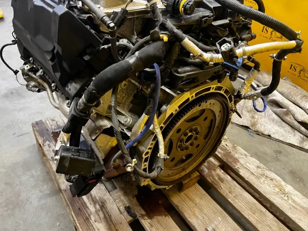 Motor Jaguar OEM iscarparts: 3.0 V6 SC 380CV AJ126 image 6