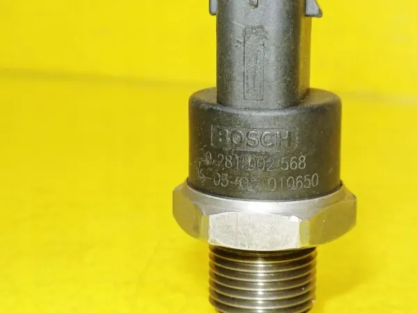Brandstofdruksensor OEM DRC101116 voor Renault Master image 3
