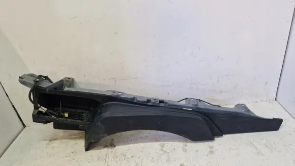 Renault Range T ohjaamon porras OEM 82249132 - Käytetty image 2