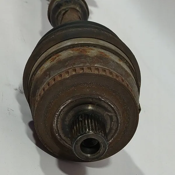 Volkswagen PASSAT B5 2000 Främre halvmuff OEM 3B0407285b image 5