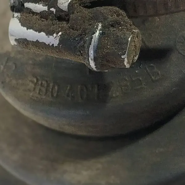 Volkswagen PASSAT B5 2000 Främre halvmuff OEM 3B0407285b image 7