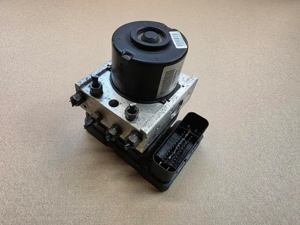 Pompe ABS OEM 9658260080 pour Citroen C2 C3 Peugeot 207 image 2