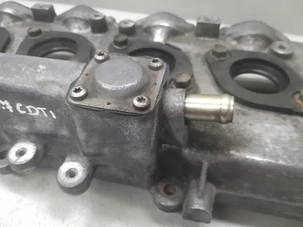 Venttiilikansi OEM 897304737 Opel Astra H 1.7 CDTI:lle image 8