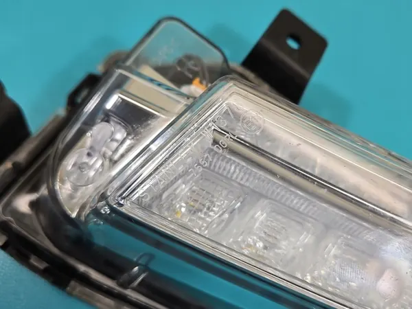 Phare DRL droit OEM IMPRK1430231 pour Suzuki Vitara image 5