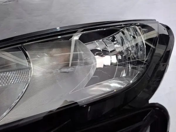 Lâmpada LED Skoda Kodiaq Lado Esquerdo 566941015B image 6