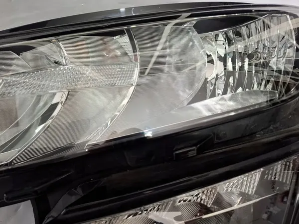 Lâmpada LED Skoda Kodiaq Lado Esquerdo 566941015B image 7