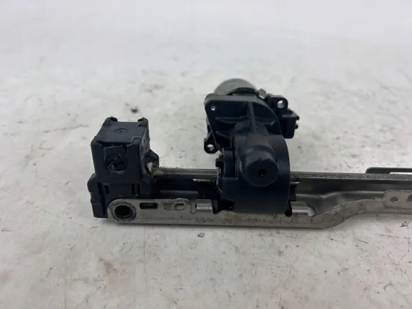 Sitzmotor Toyota Sienna OEM 43944010220 - Gebraucht image 5