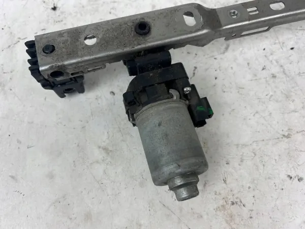 Sitzmotor Toyota Sienna OEM 43944010220 - Gebraucht image 8