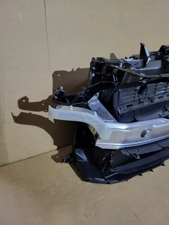 Conjunto de radiadores delantero Porsche Panamera 971 4 E-Hybrid 2016- image 2