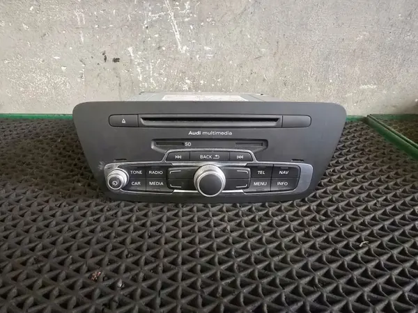 Radio de fábrica Audi Q3 OEM 8U0035183A CD image 2