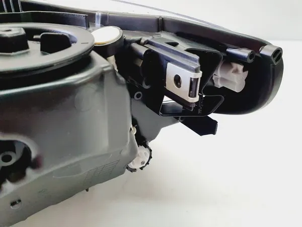 Farol Direito LED BMW F30 F31 LCI 9883502 image 5