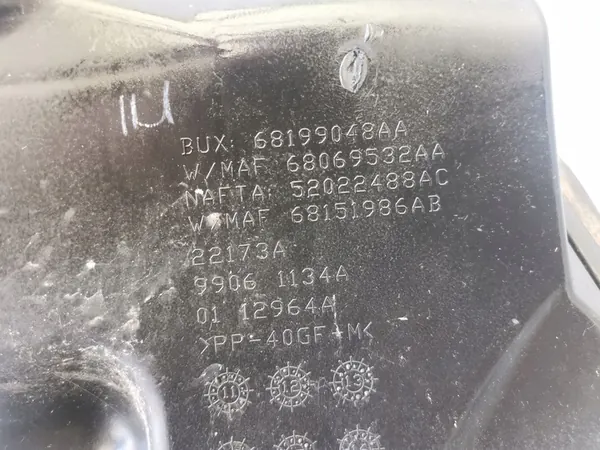 JEEP GRAND CHEROKEE IV WK2 ILMAFILTTERIN KOTELLO 68151986AB image 6