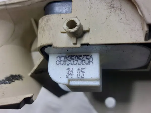 Linker voorraam schakelaar Audi A8 D3 image 4