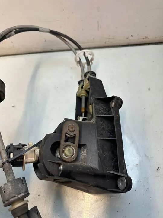 Opel OE 55350346 cable tensioner, manual gearbox image 3