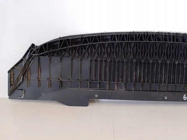 Cache sous pare-chocs Skoda Octavia IV 5E3 OEM 5E3807611C image 5