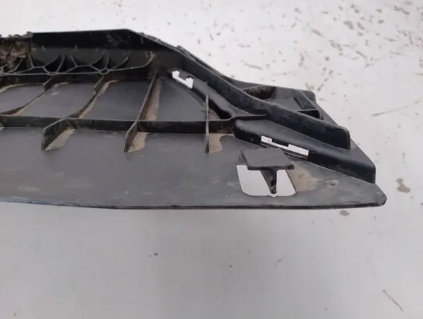 Cache sous pare-chocs Skoda Octavia IV 5E3 OEM 5E3807611C image 8