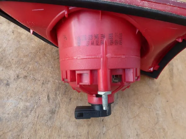 Luz Trasera Derecha 3C9945094 VW Passat B6 2.0 TDI Kombi image 3