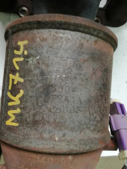 Catalisador 1.4 Gasolina Ford Fiesta mk7 image 3