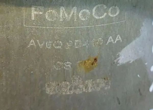 Carcasa de filtro de combustible FORD TOURNEO CONNECT 1.6L diésel image 5