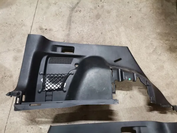Honda CR-V IV kofferbakzijbekleding OEM 84610-T1G-E011-M1 image 3