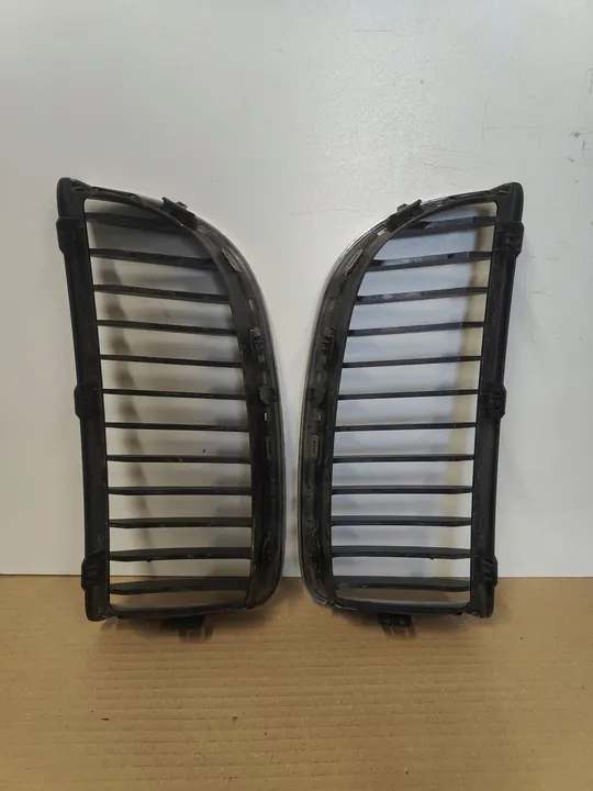 BMW E90 E91 Vänster Nät Grill 51137120007 image 2